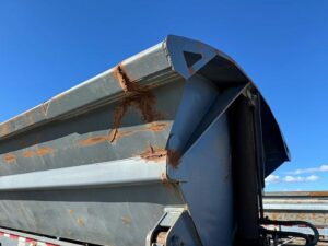 large-used-2000-smithco-side-dump-trailer (12)