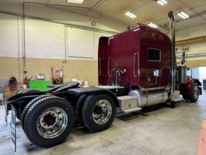 large-used-2002-peterbilt-379 (5)